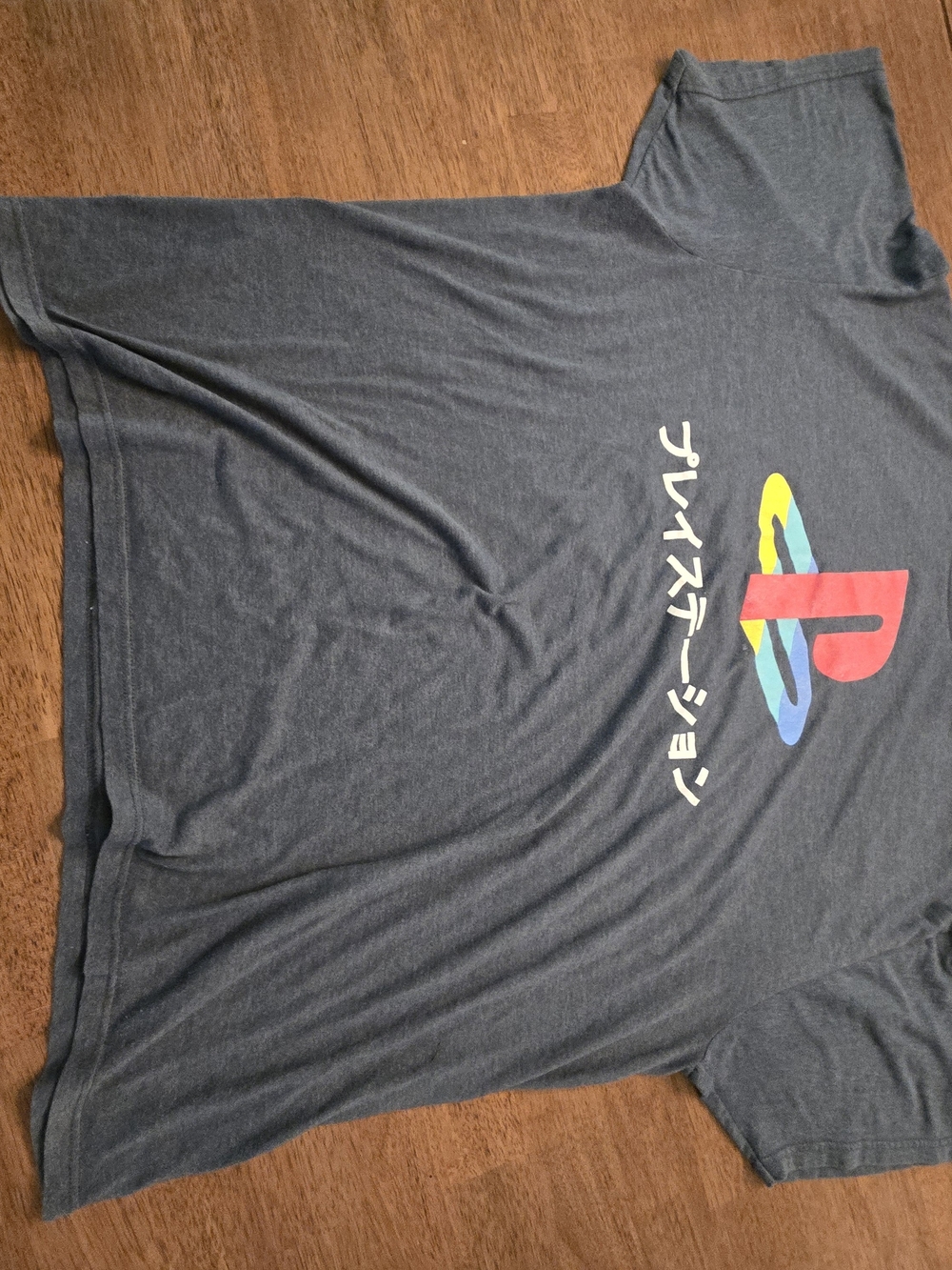 Sony Men's Heather Gray Short Sleeve Tee with Multicolor PlayStation Logo
